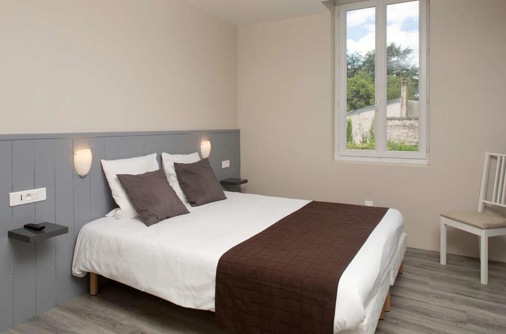 Logis Hotel Galland Lapalisse Exterior photo