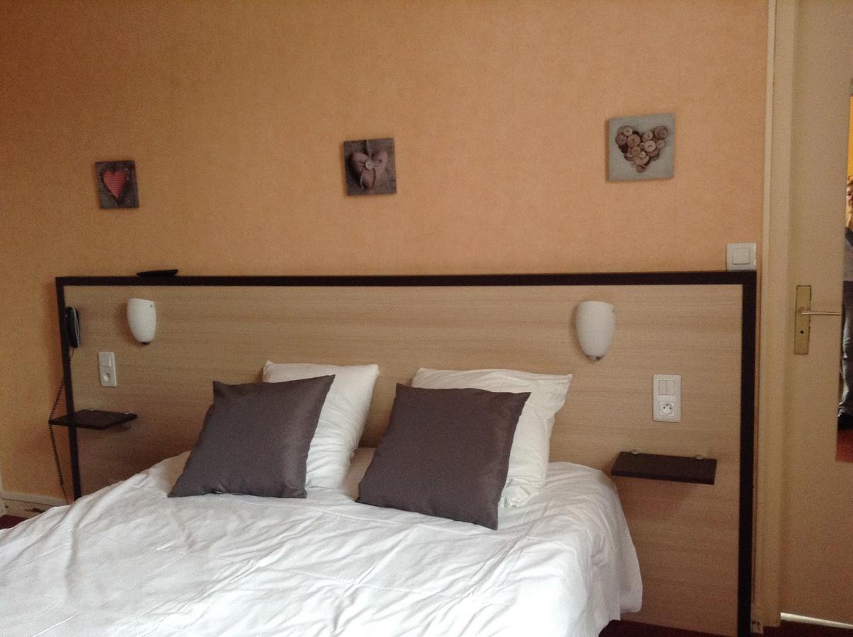 Logis Hotel Galland Lapalisse Exterior photo